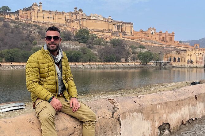 Private Jaipur Half-Day: Amber Fort, Stepwell, Jal Mahal & Gaitor - How the half-day route saves you time in Jaipur