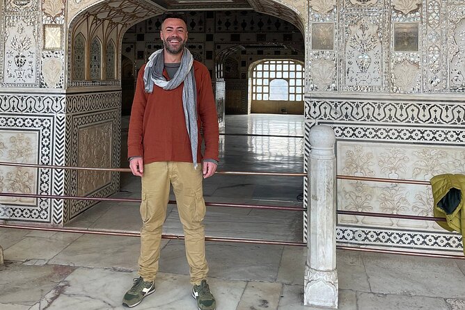 Private Jaipur Half-Day: Amber Fort, Stepwell, Jal Mahal & Gaitor - Jal Mahal: the Water Palace illusion on Man Sagar Lake