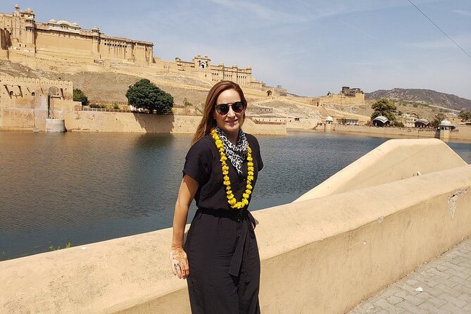 Private Jaipur Half-Day: Amber Fort, Stepwell, Jal Mahal & Gaitor - Comfort, timing, and the guide quality you’ll want