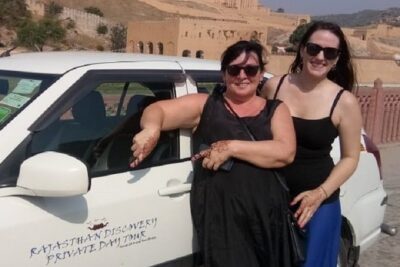 Private Jaipur Sightseeing Day Tour - Amber Fort: UNESCO viewpoints with red sandstone and mixed styles