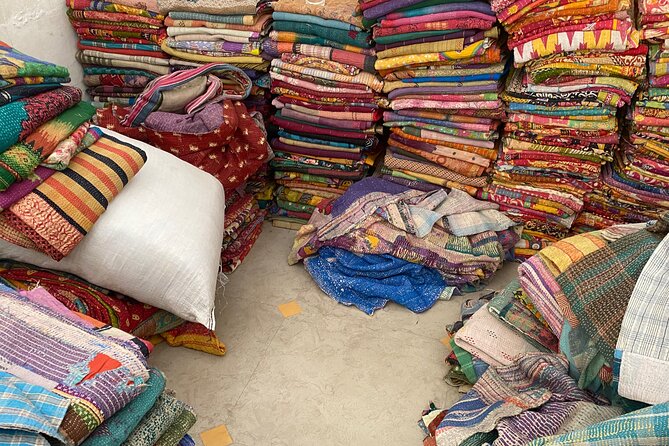 Private Shopping Tour in Jaipur - Ratnavali Arts and Akee International: gems and pashmina with workshop-level context