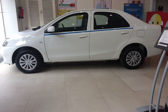 Private Transfer From Jaipur to New Delhi - Pickup in Jaipur: what the first 10 minutes should feel like