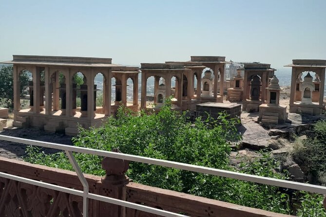 Rajasthan Private Tour- Jaipur Jodhpur Jaisalmer and more 6-Days - Private car with pickup: why the logistics feel easier