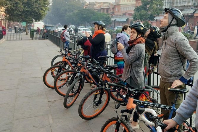 Small-Group Early Morning Pink City Bike Tour - Stop 2: Albert Hall Museum in the Morning (Pigeons Included)