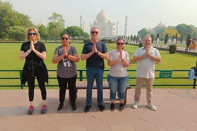 Taj Mahal and Agra Private Day Tour From Jaipur with 5 Star Meal - Jaipur to Agra by private car: how the long drive should feel