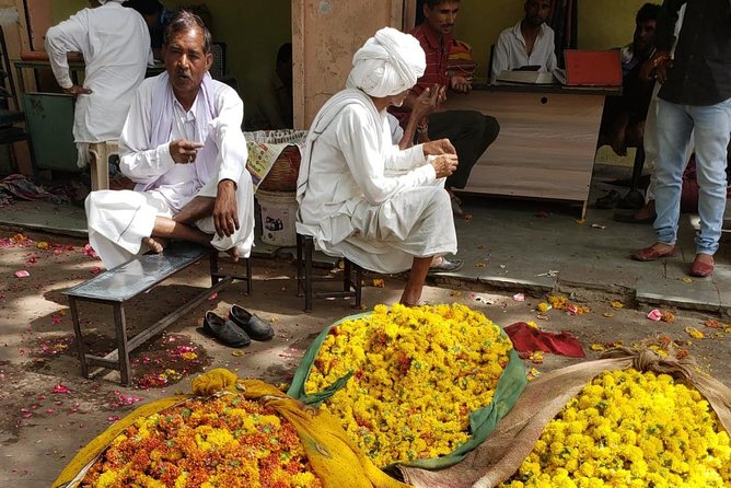 Take in the Beauty of an Early Morning with Fresh Flowers - Should you book this early flower market tour?