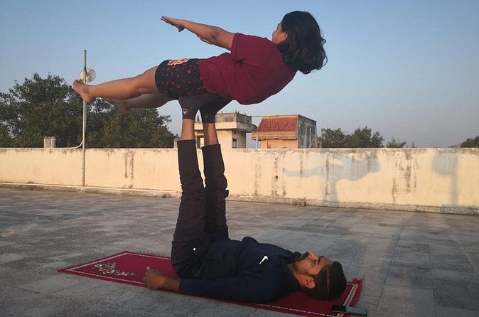 Yoga In Jaipur - Group Size: What “Up to 100” Means for Your Experience